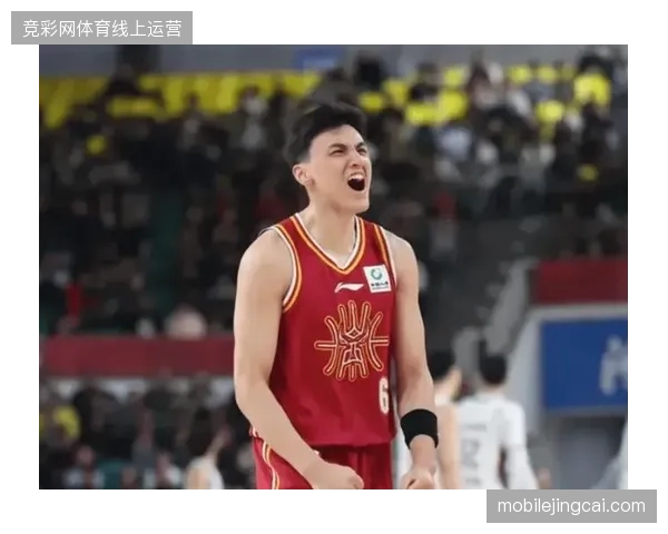 常林等主力球员客场犯规麻烦不断，山西队防守纪律性差导致频繁送分